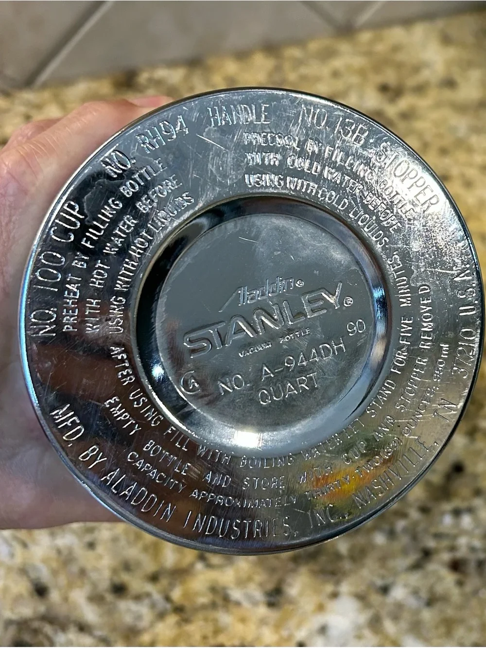Stanley Green Textured Vacuum Bottle with Chrome Accents 32oz - Picture 4 of 5